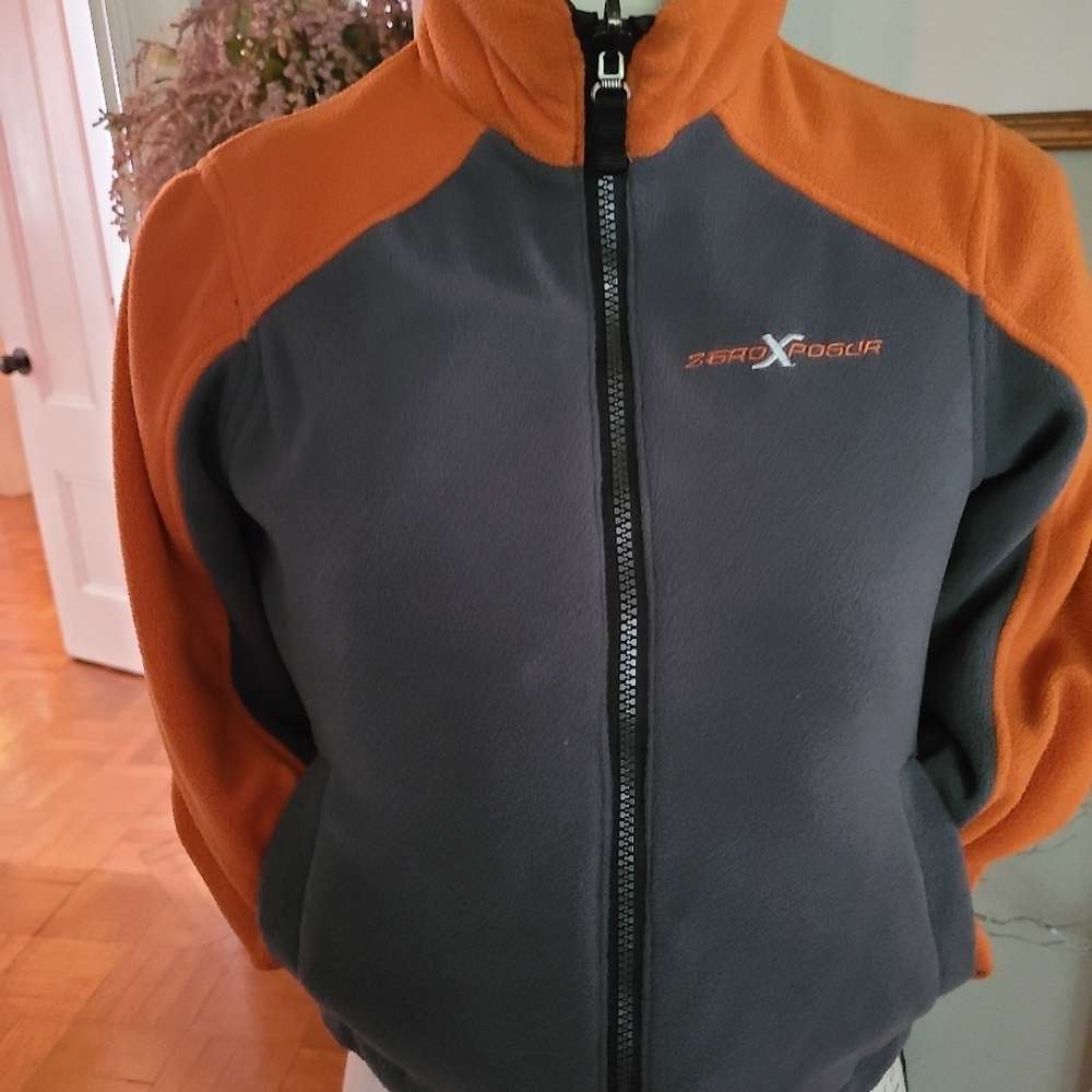 ZeroXposur reversible athletic jacket - Picture 7 of 12